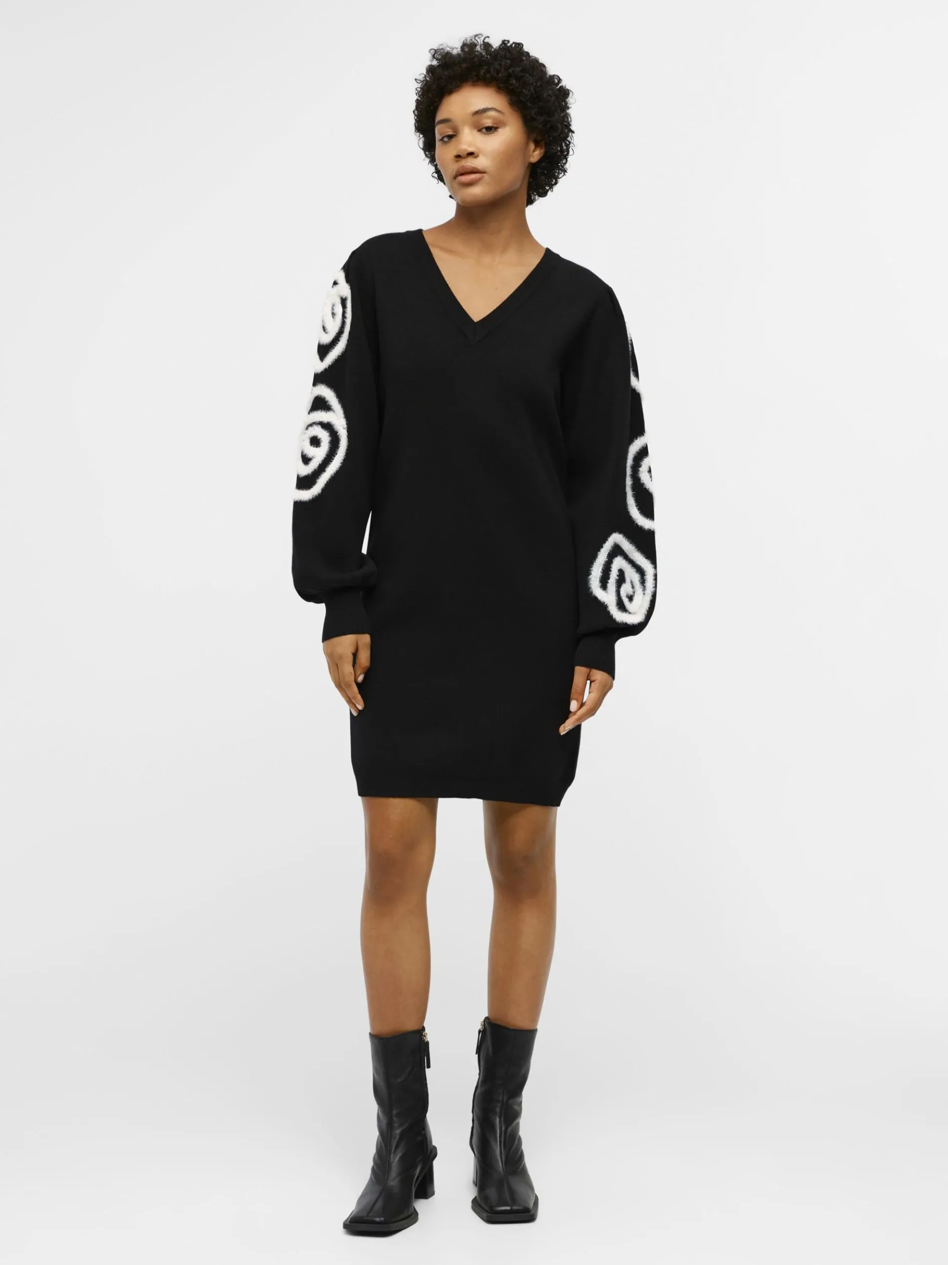 GEBORDUURD GEBREIDE JURK