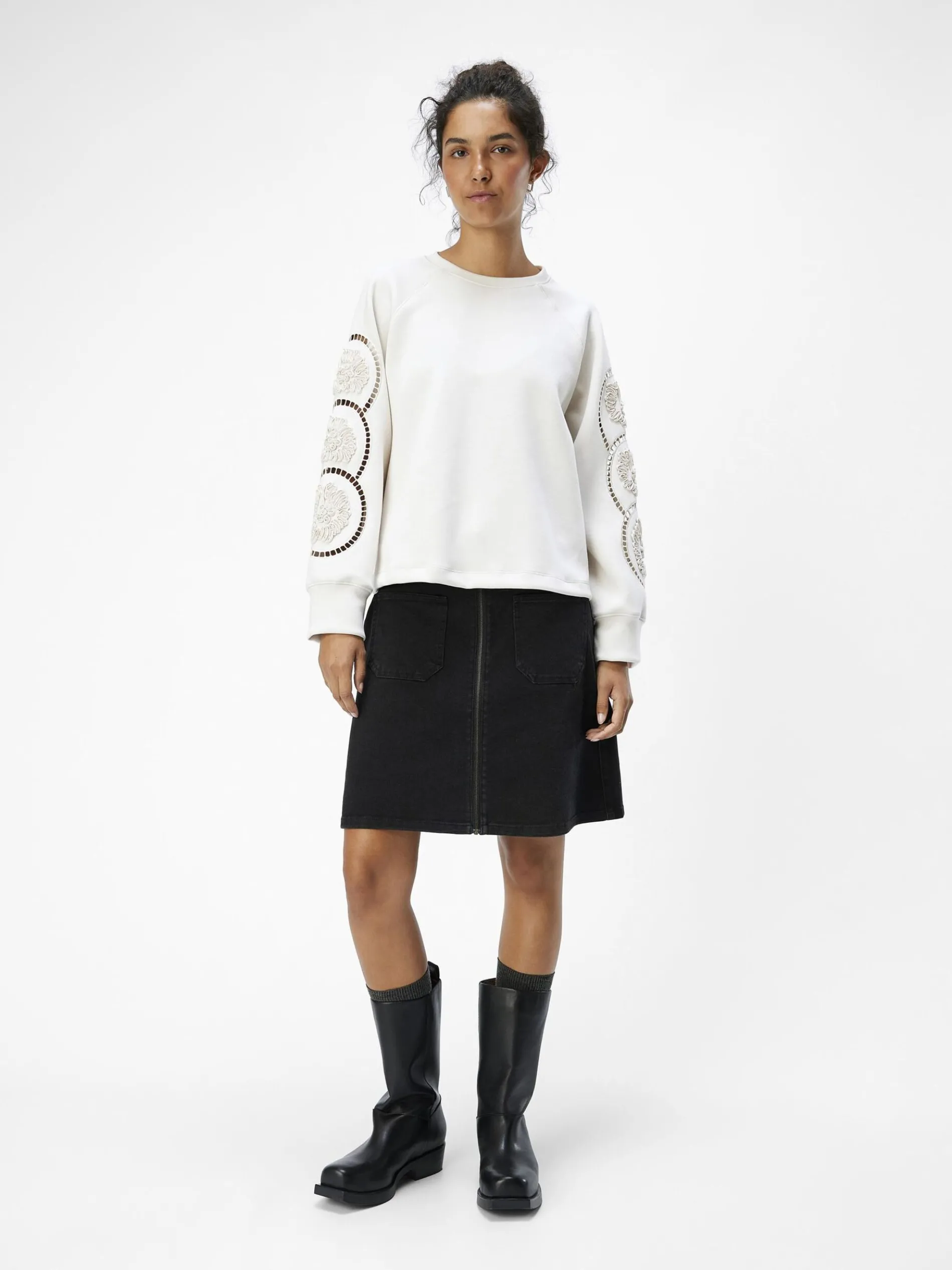 GEBORDUURD SWEATSHIRT