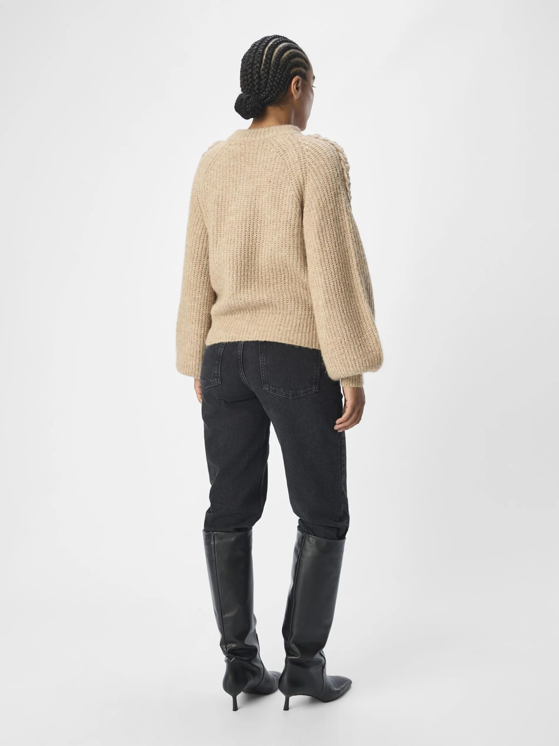 GEBREIDE KABELS SWEATER