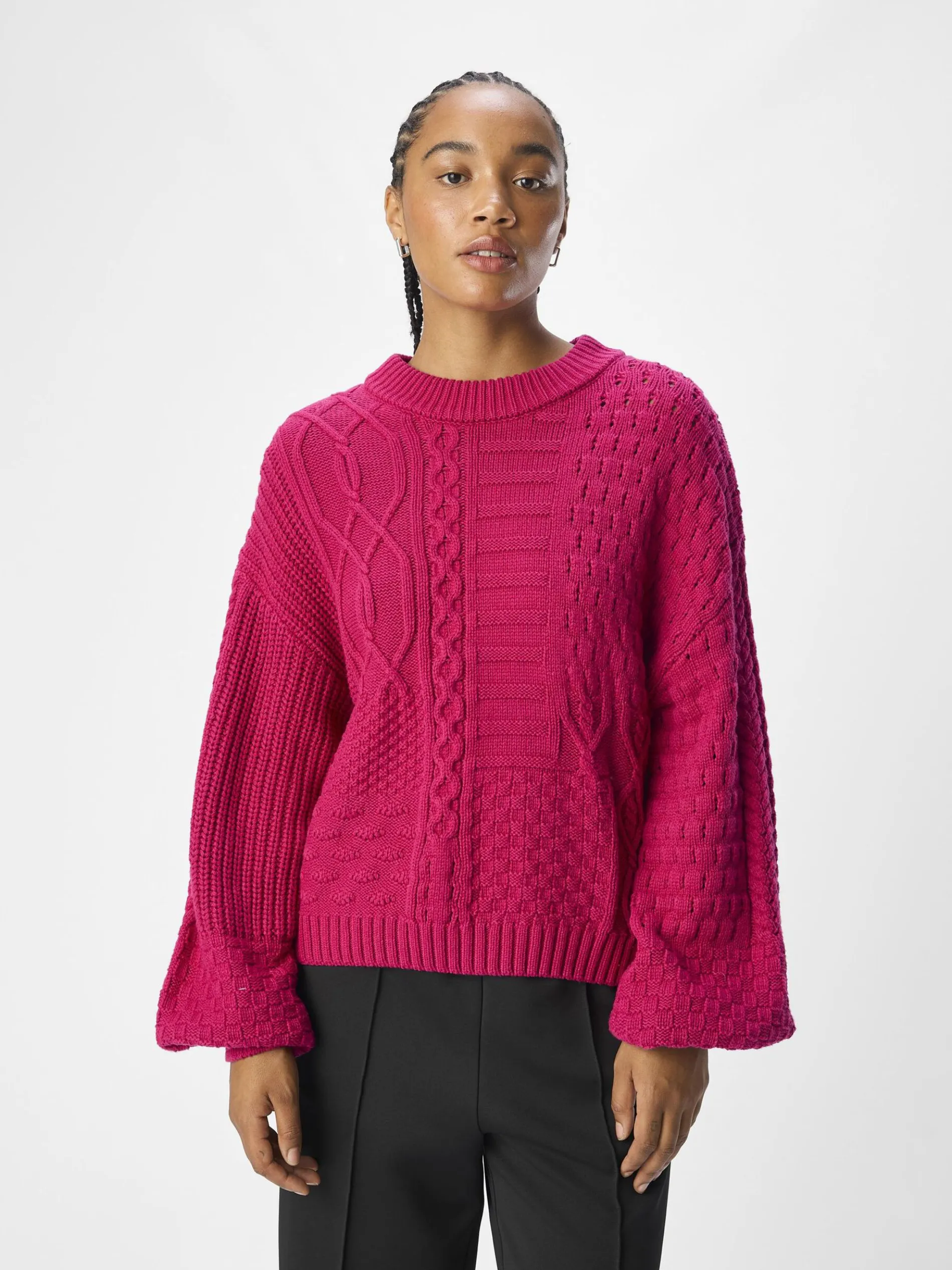 GEBREIDE KABELS SWEATER