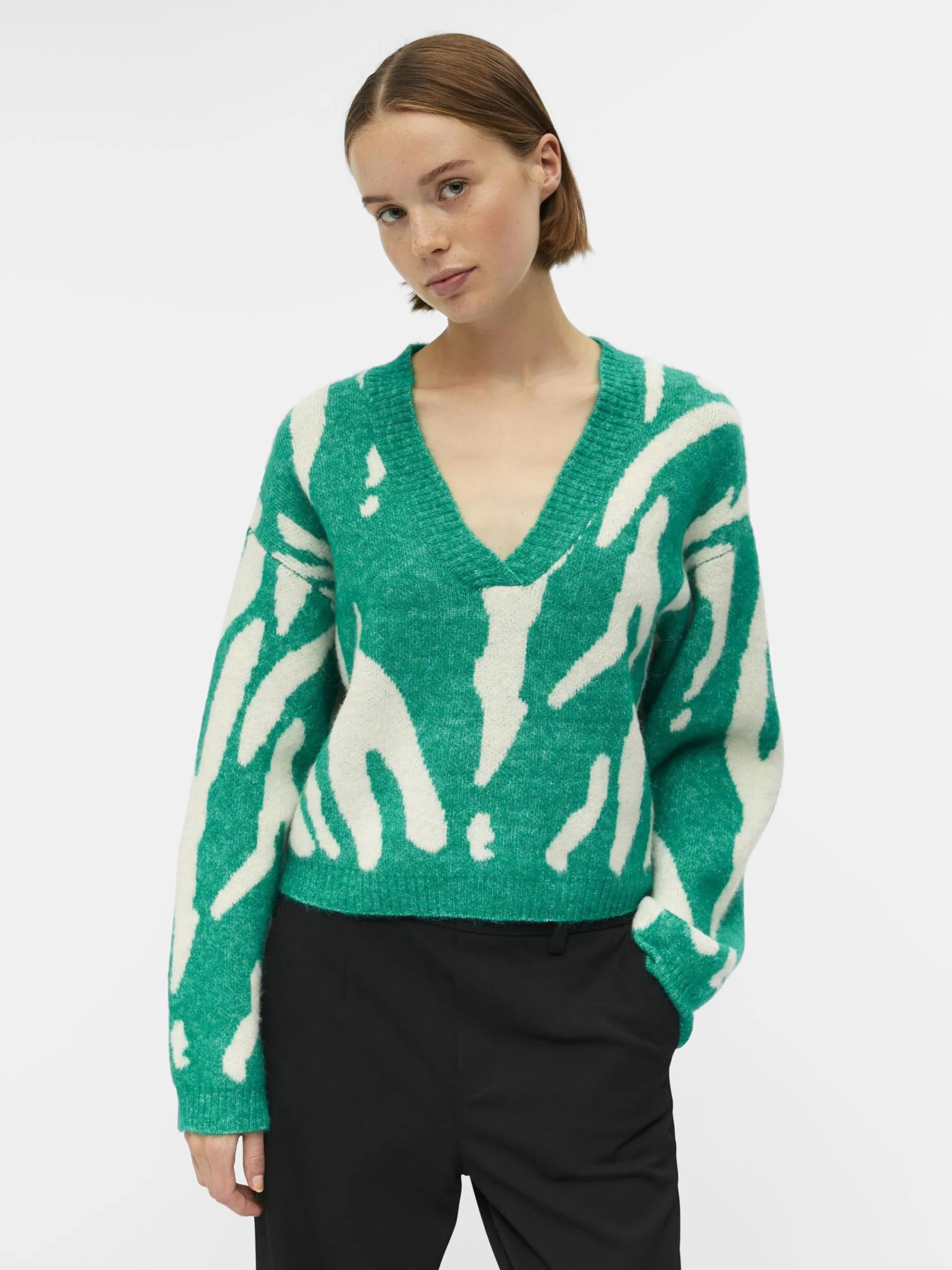 GEDESSINEERDE GEBREIDE TRUI