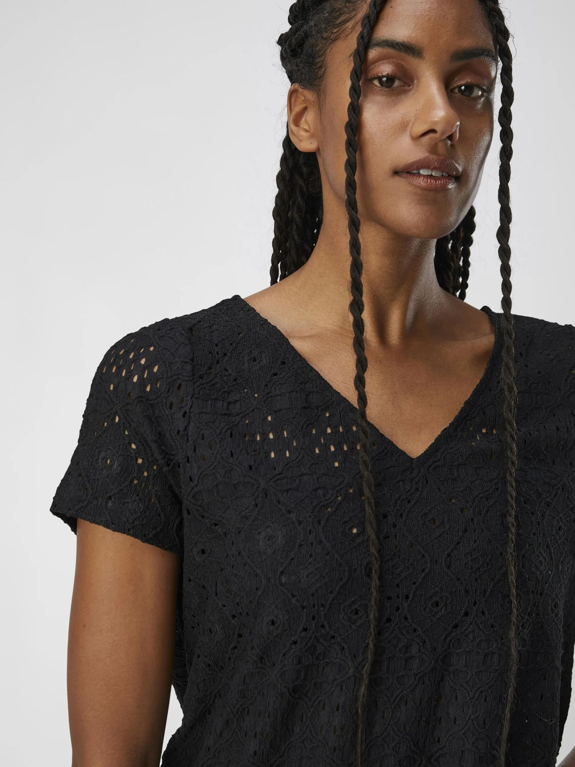 GEDETAILLEERD BLOUSE MET V-HALS