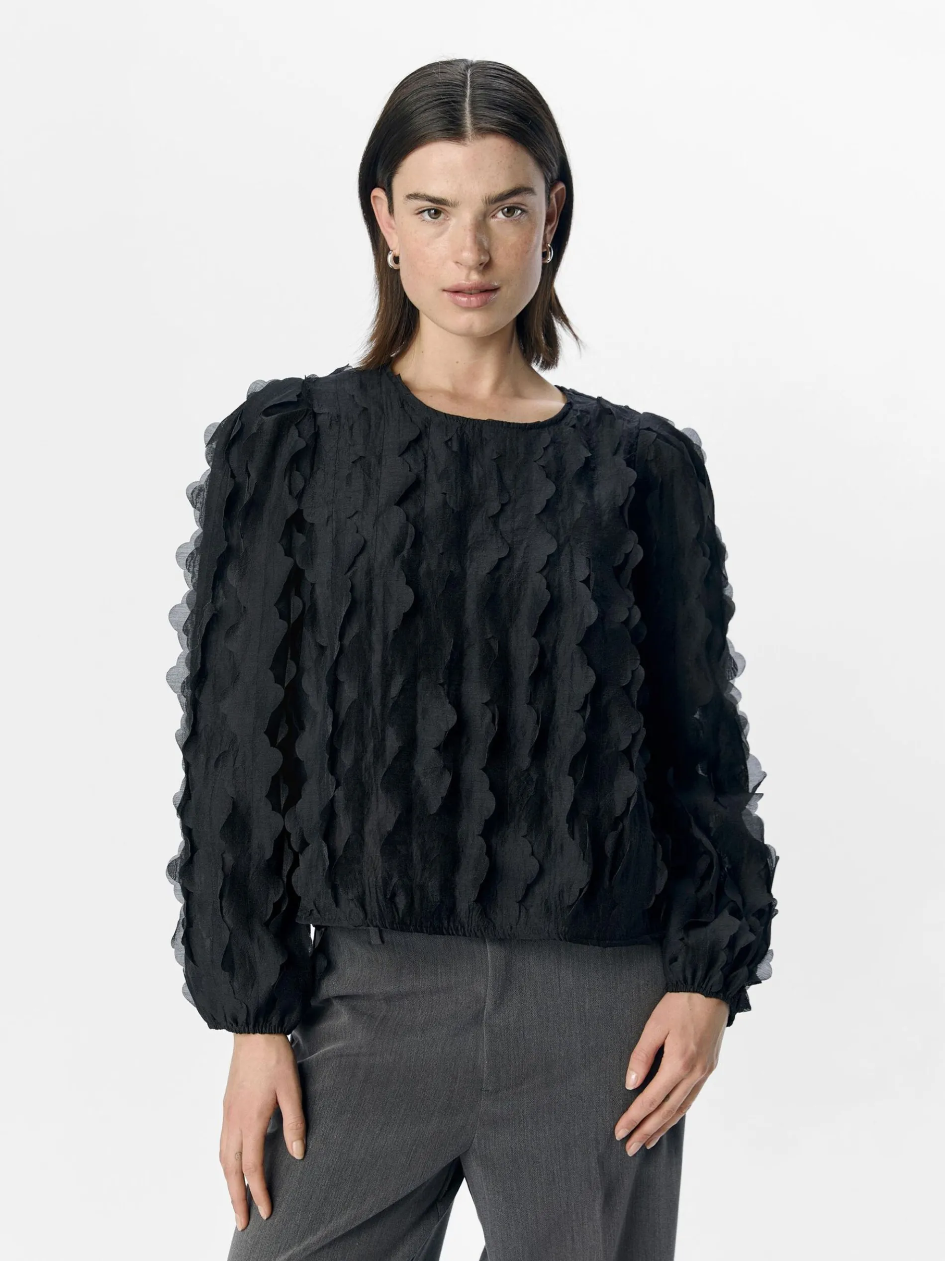 GEDETAILLEERD BLOUSE