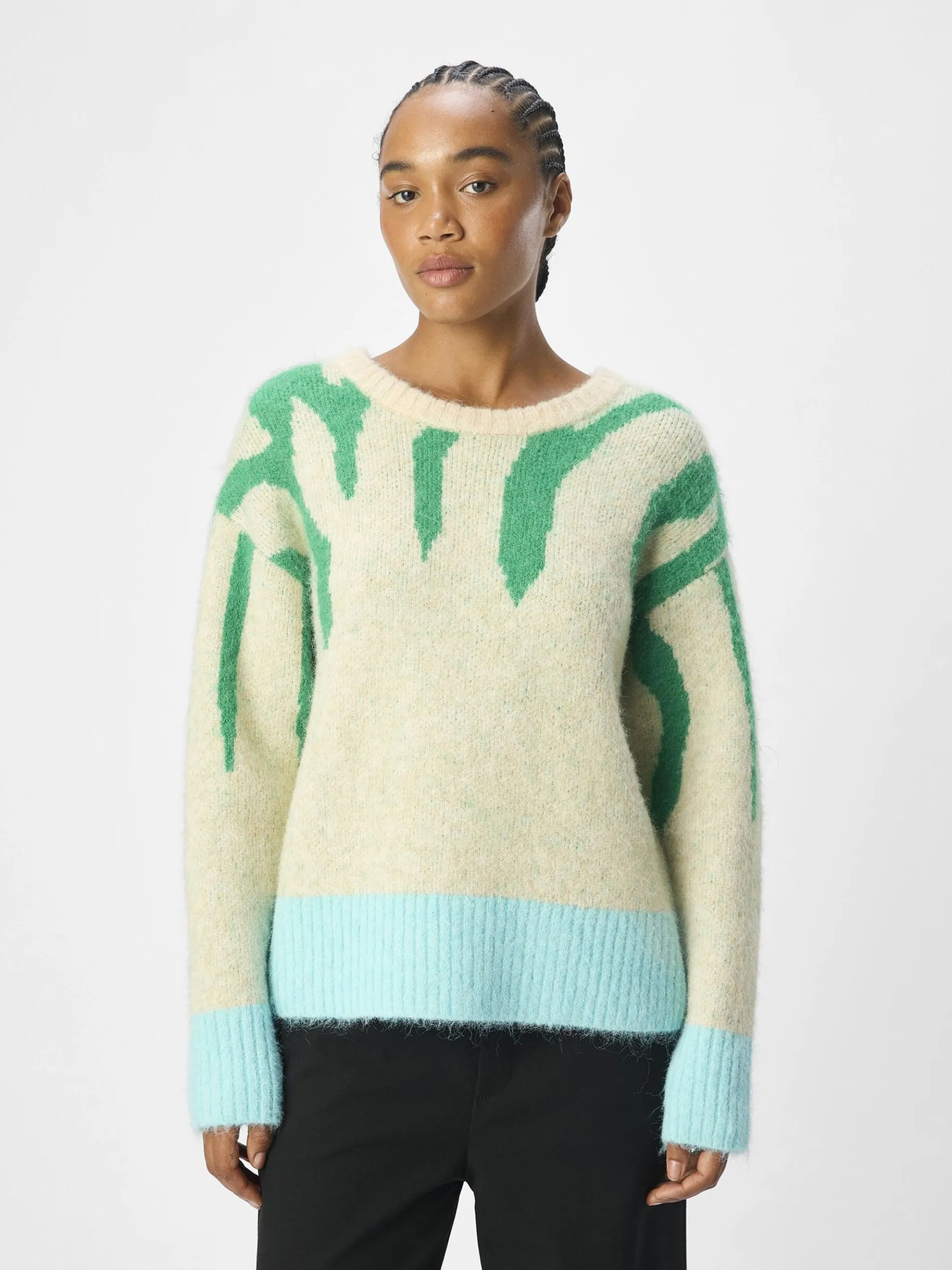 GEDETAILLEERD GEBREIDE TRUI