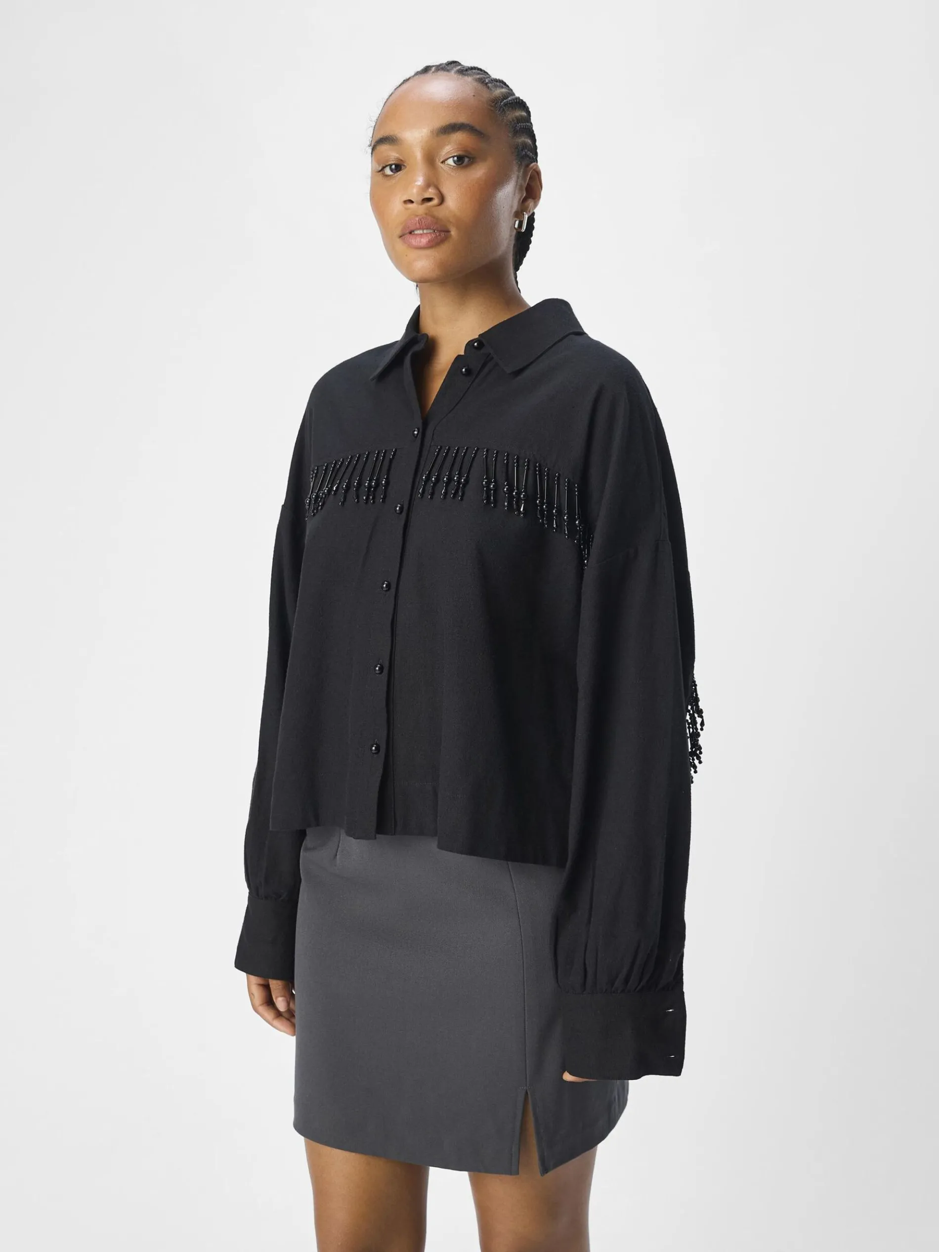 GEDETAILLEERD OVERHEMD