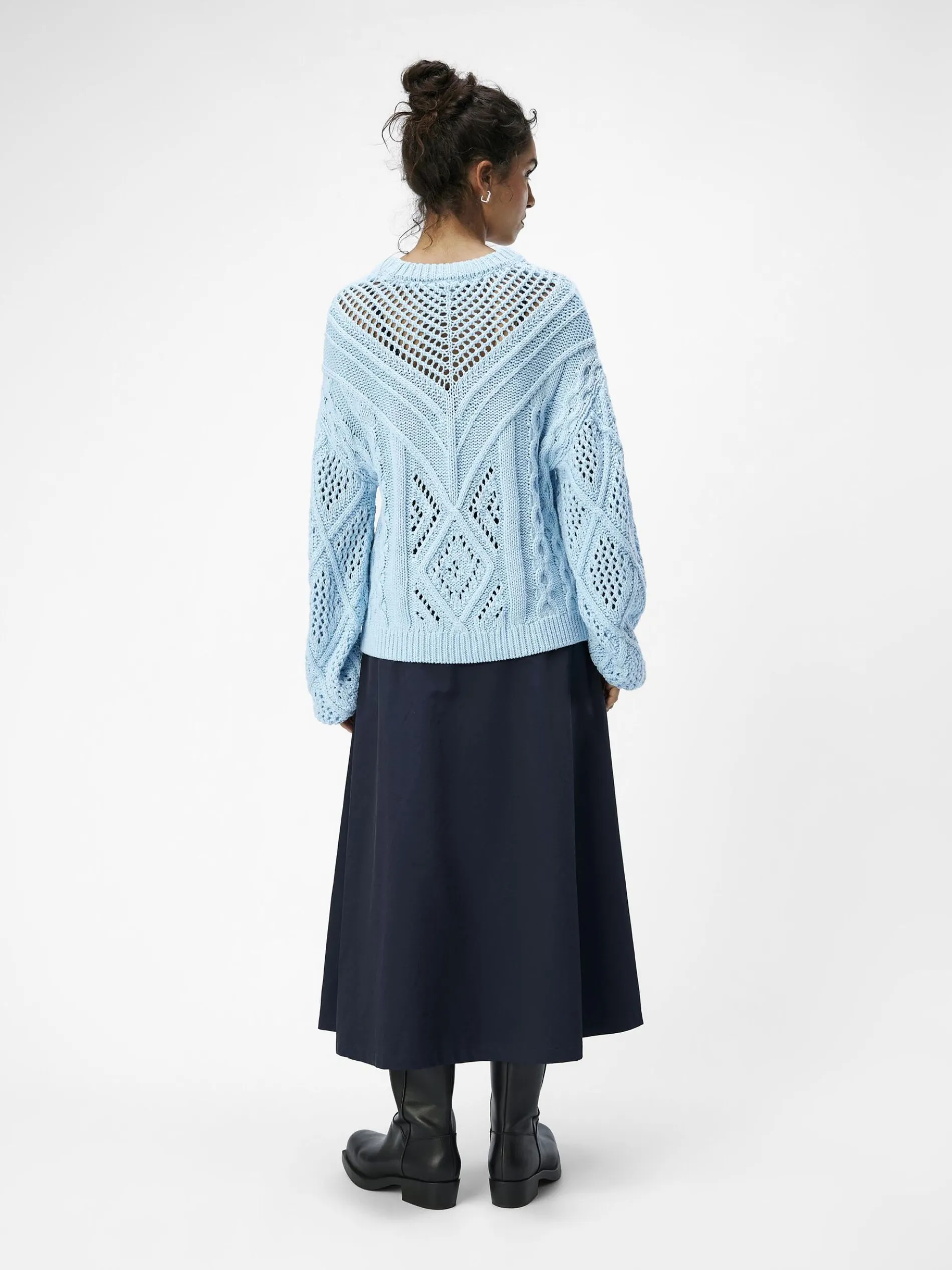 GEDETAILLEERD SWEATER