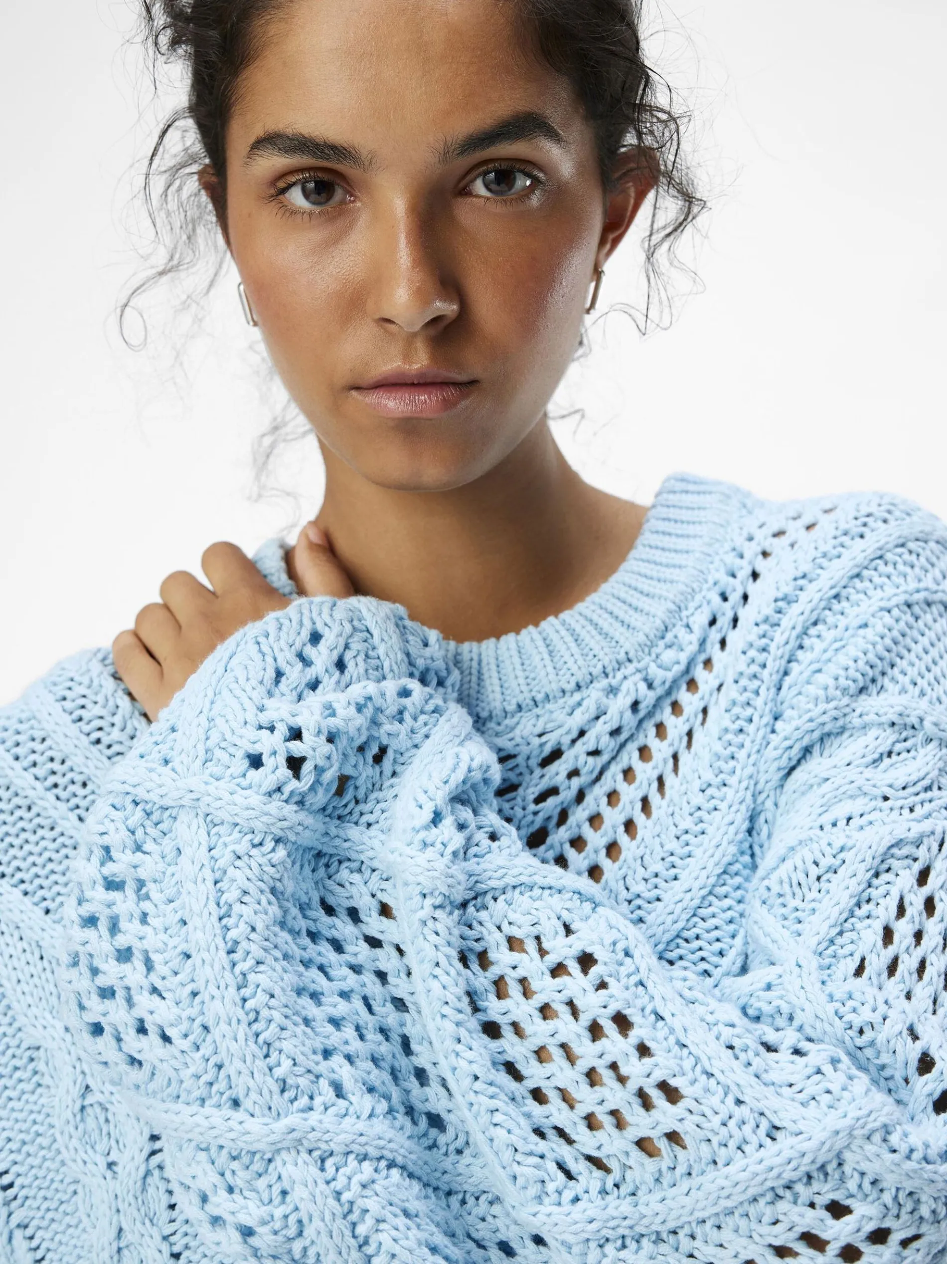 GEDETAILLEERD SWEATER