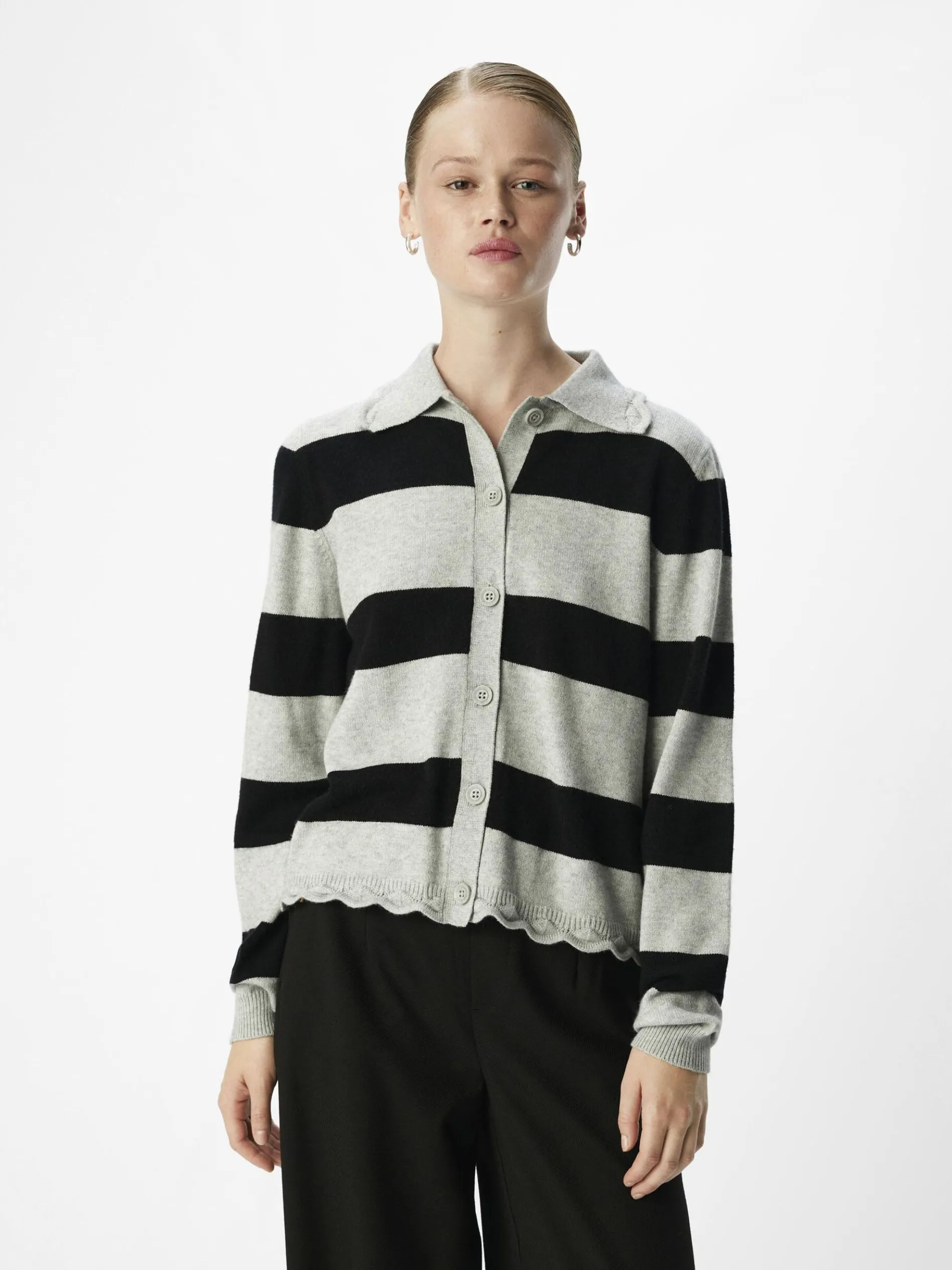 GESTREEPT GEBREID VEST