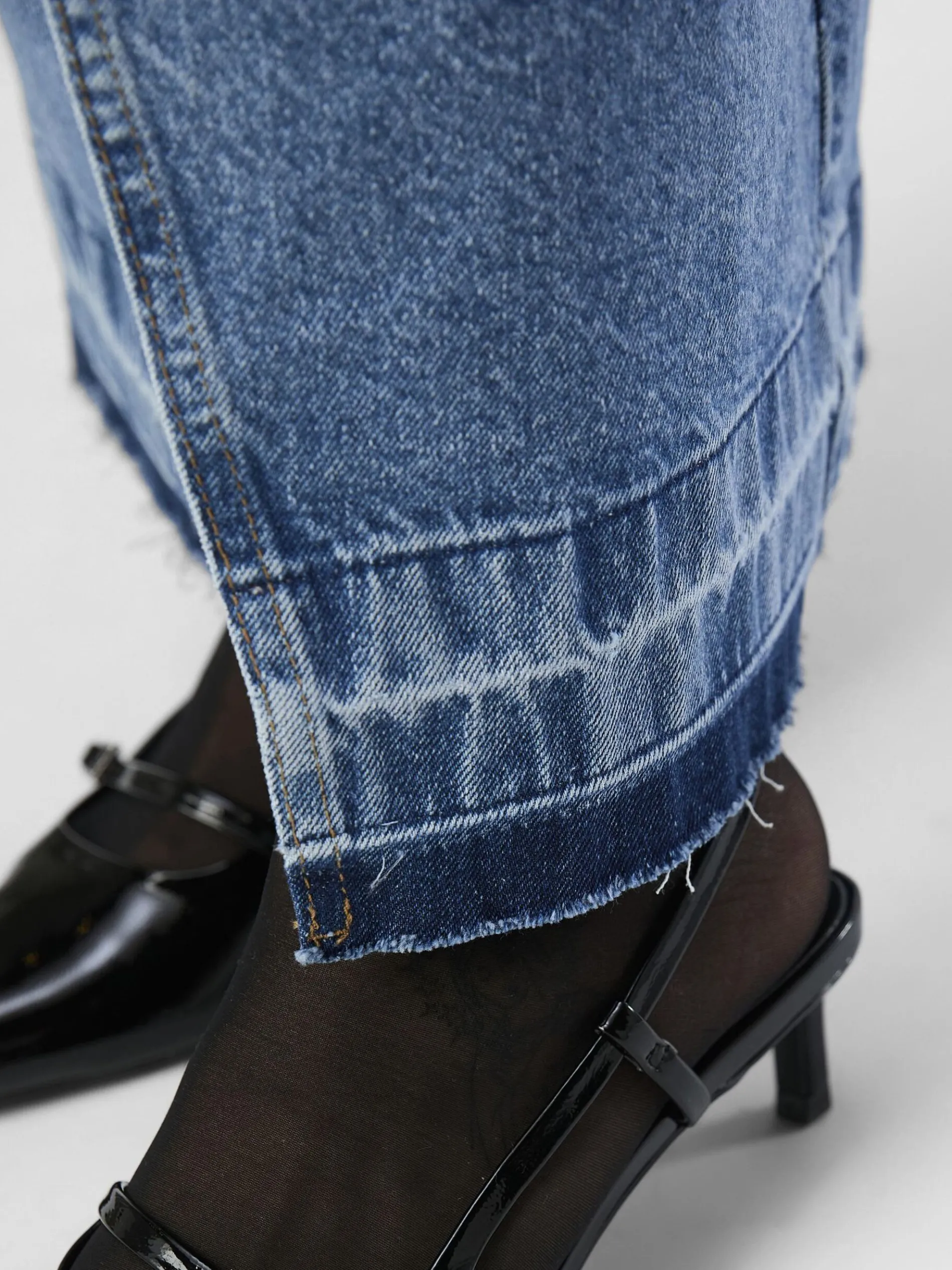 HIGH-WAIST DENIM ROK