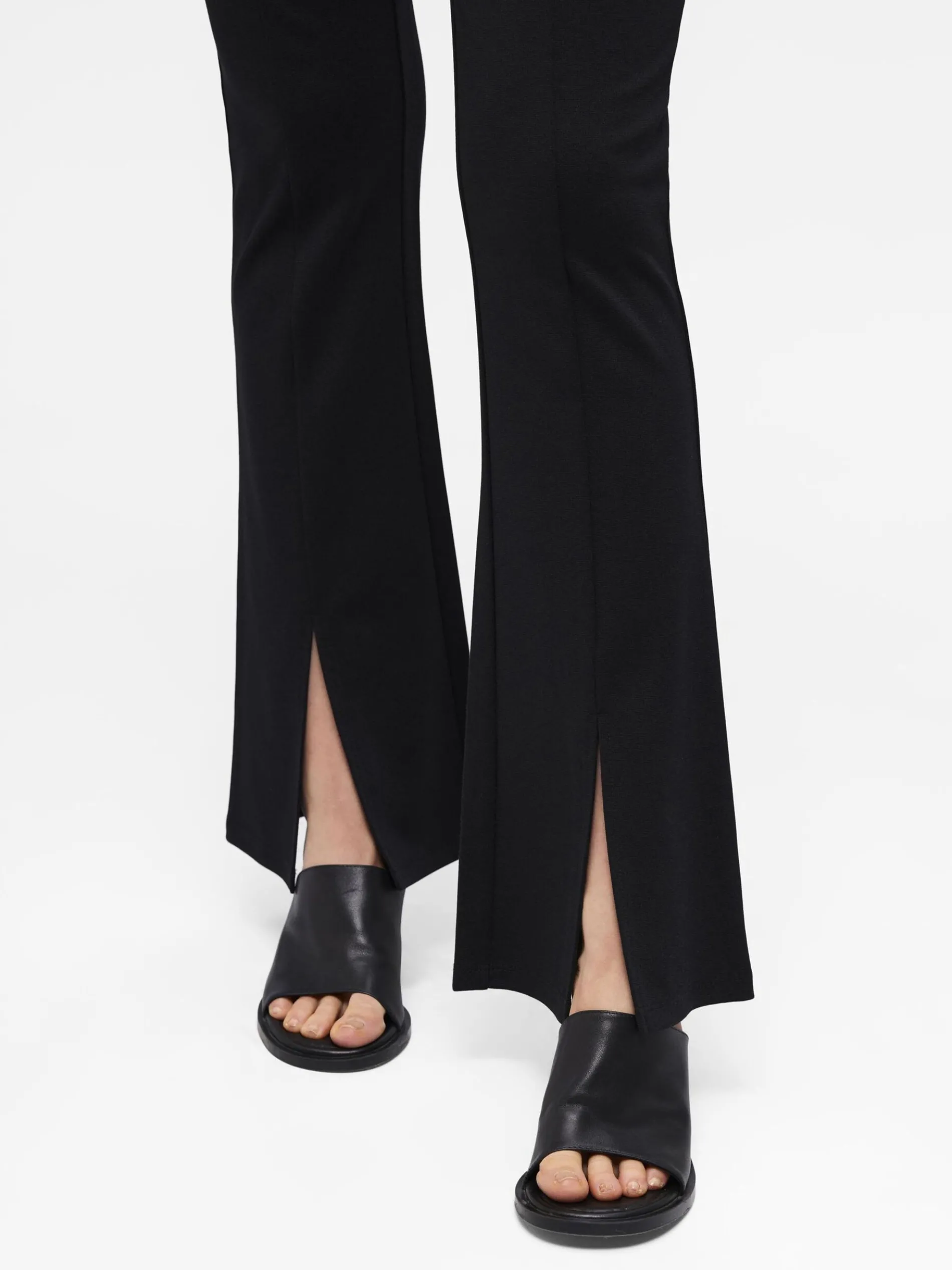 HIGH-WAIST FLARED BROEK