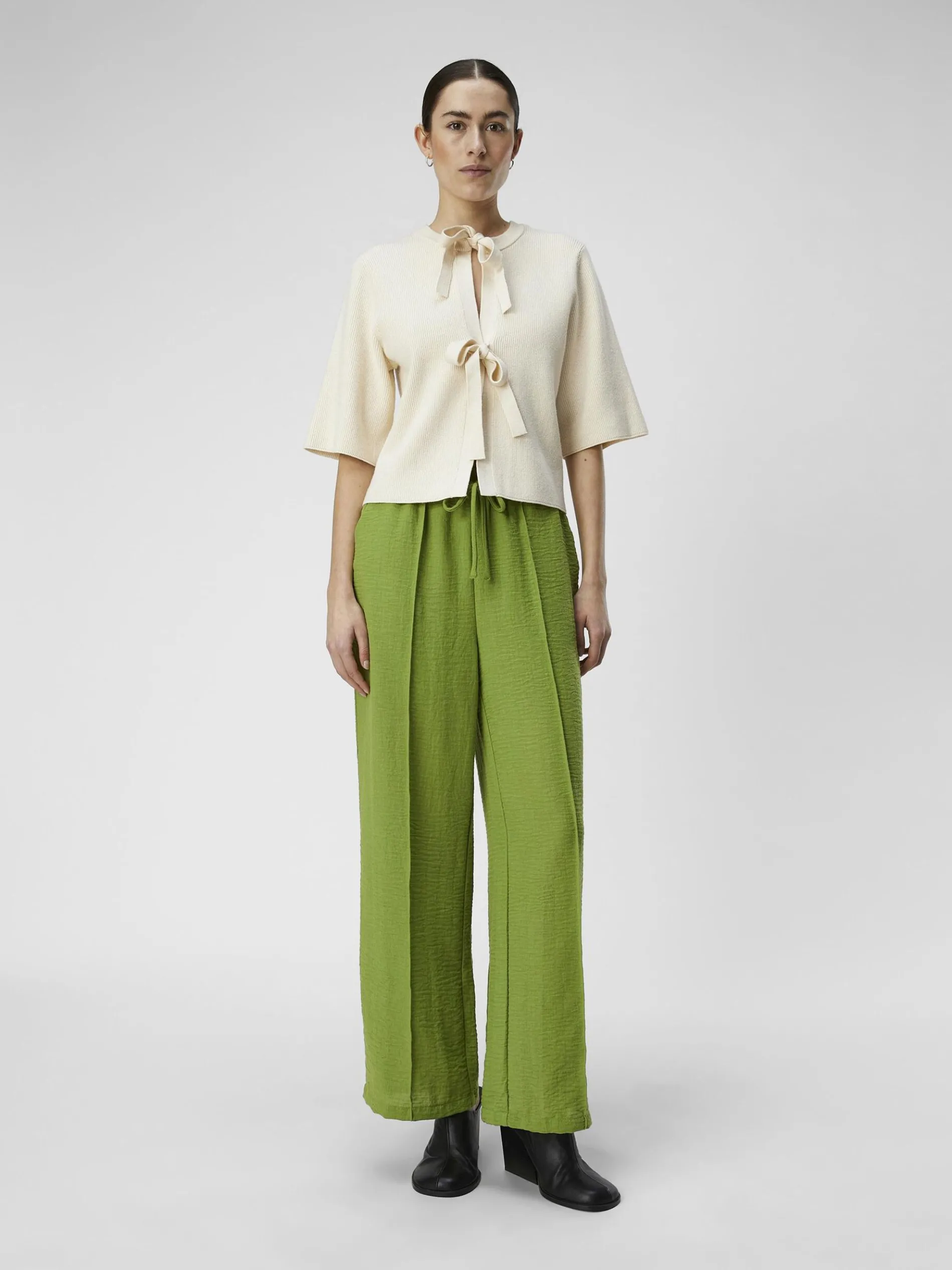 KORTE MOUWEN GEBREID VEST