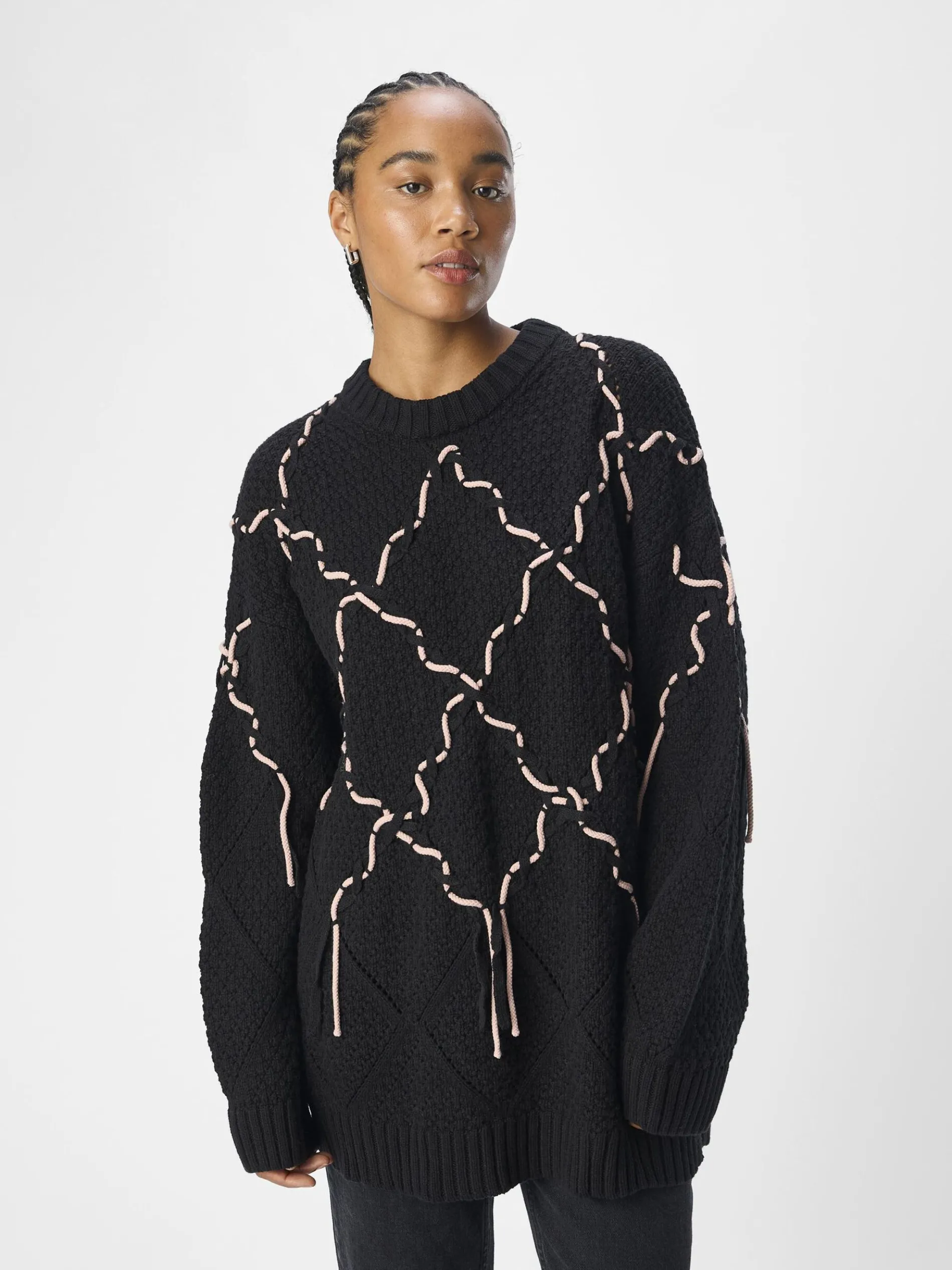 LANG MODEL GEBREIDE TRUI