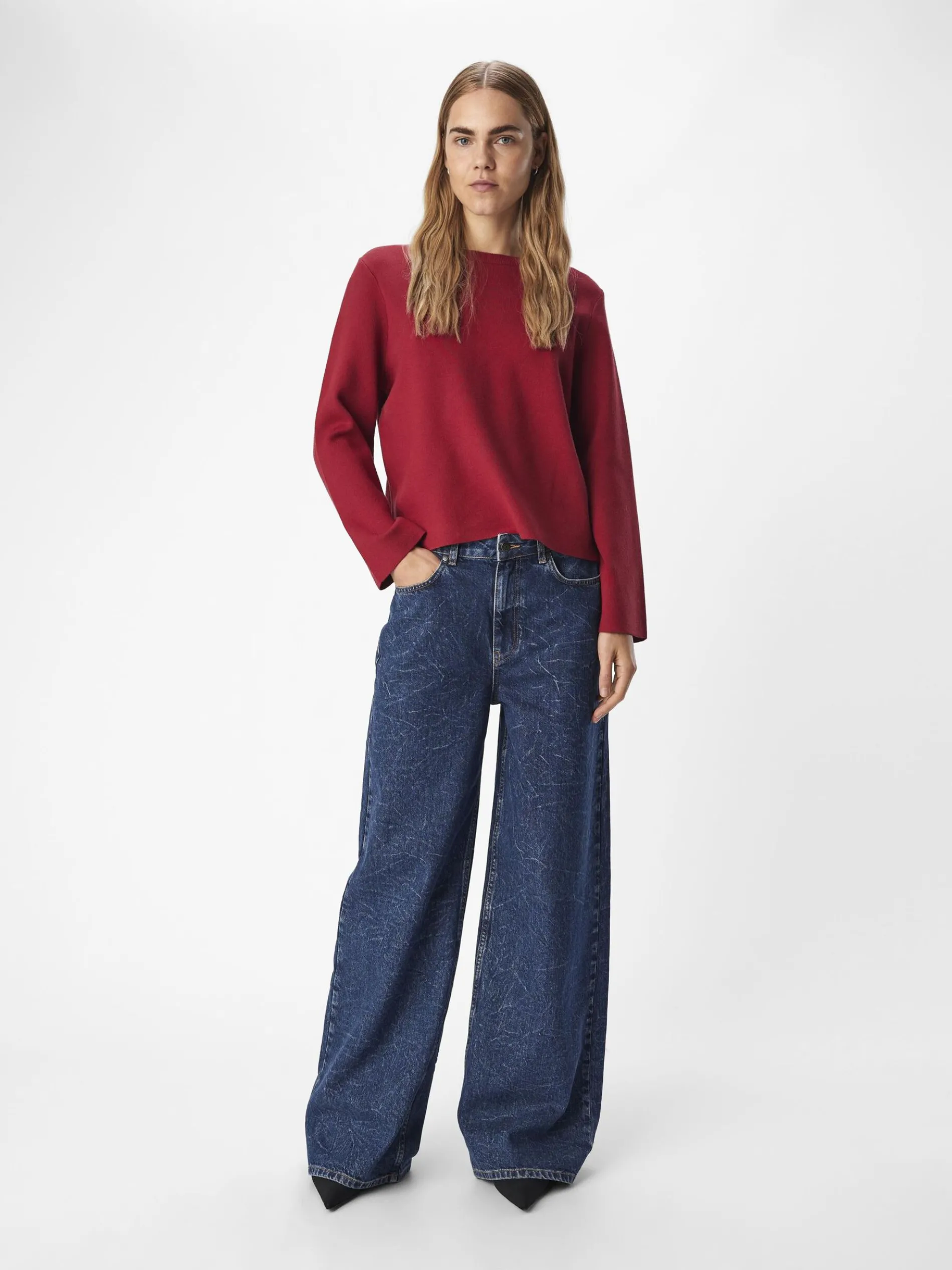 LANGE MOUWEN GEBREIDE TRUI