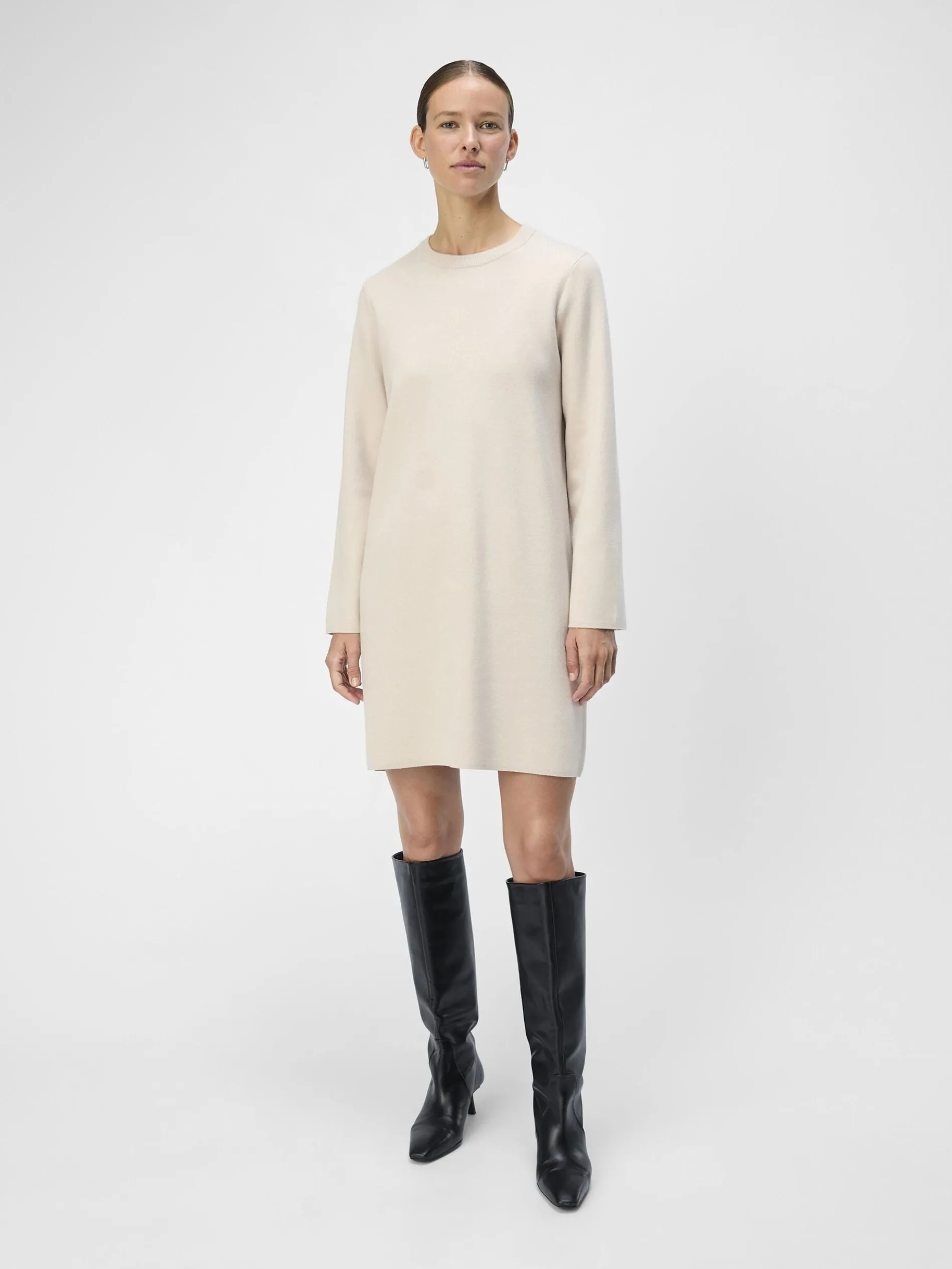 LANGE MOUWEN GEBREIDE JURK