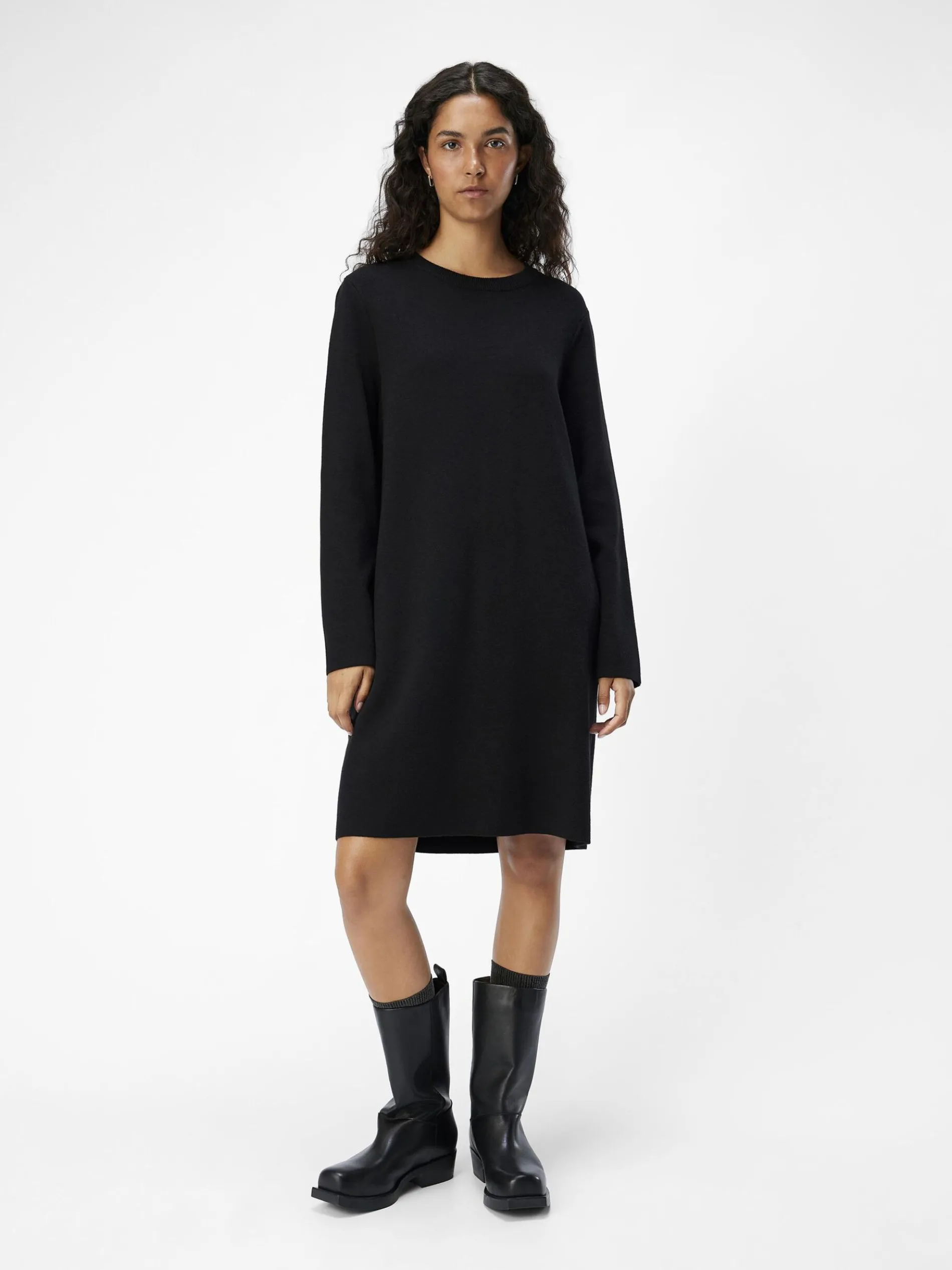 LANGE MOUWEN GEBREIDE JURK