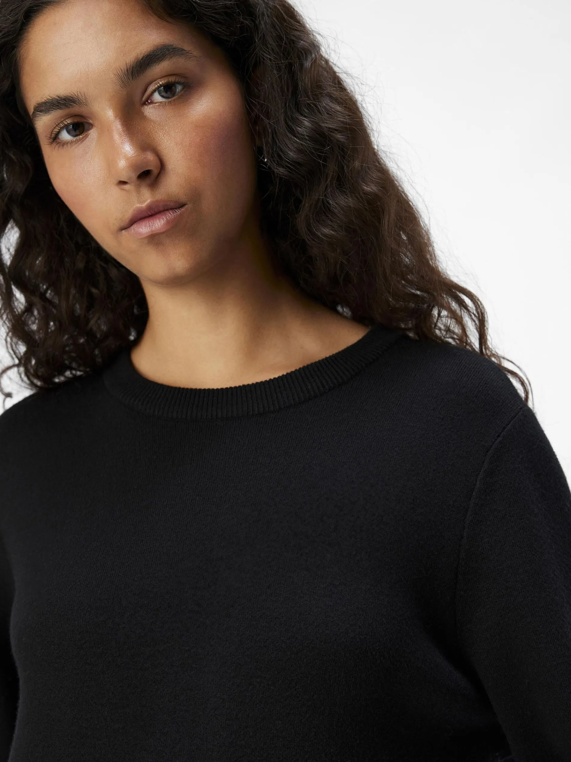 LANGE MOUWEN GEBREIDE JURK