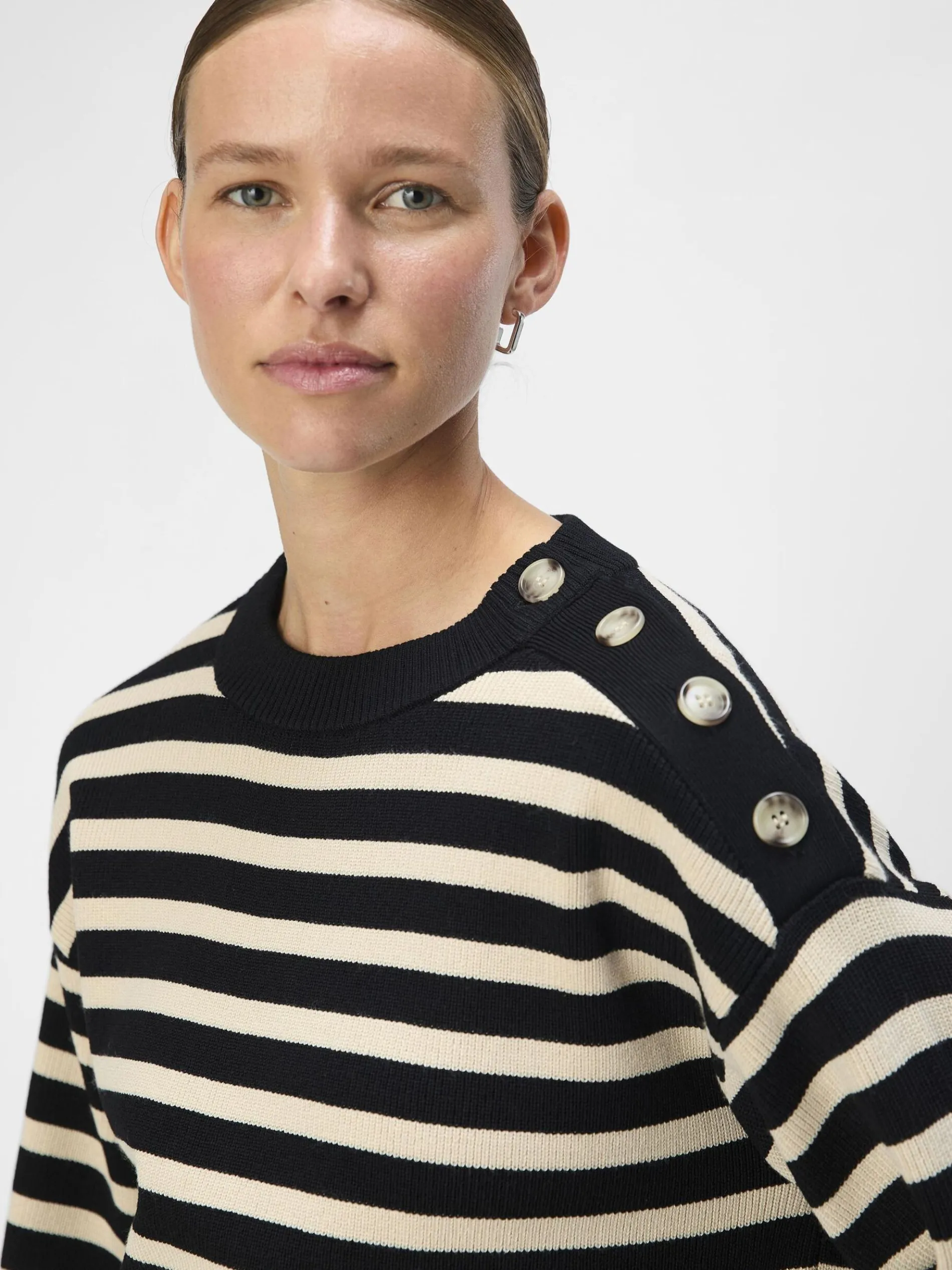 LOOSE FIT GEBREIDE TRUI