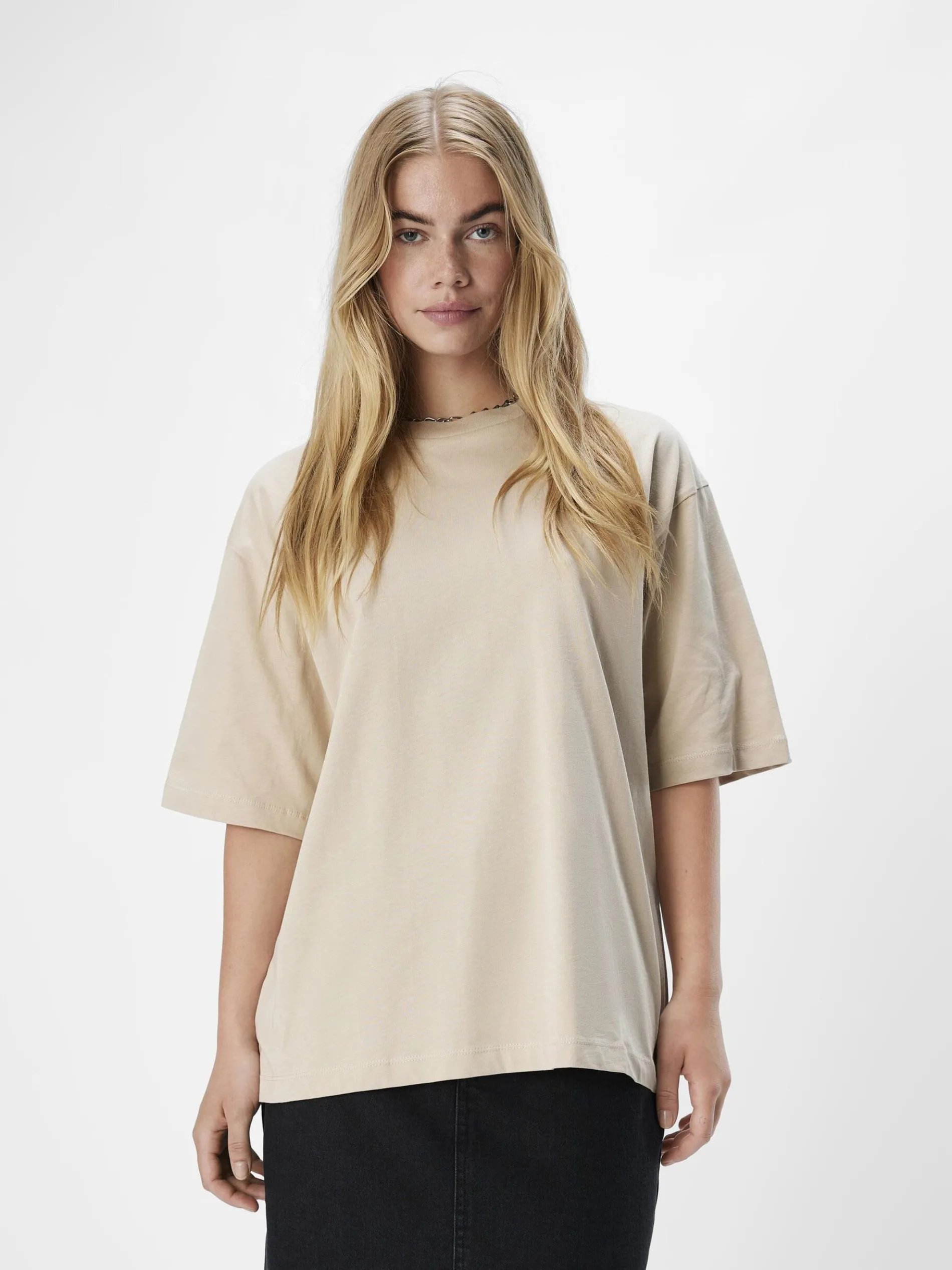 OVERSIZED T-SHIRT
